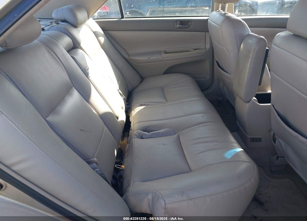 2002 TOYOTA CAMRY LE V6 VIN: 4T1BF32KX2U034414