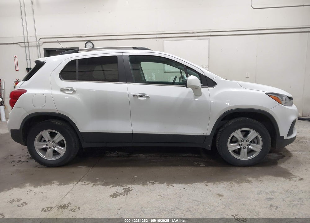 2018 CHEVROLET TRAX VIN: 3GNCJPSB1JL218624