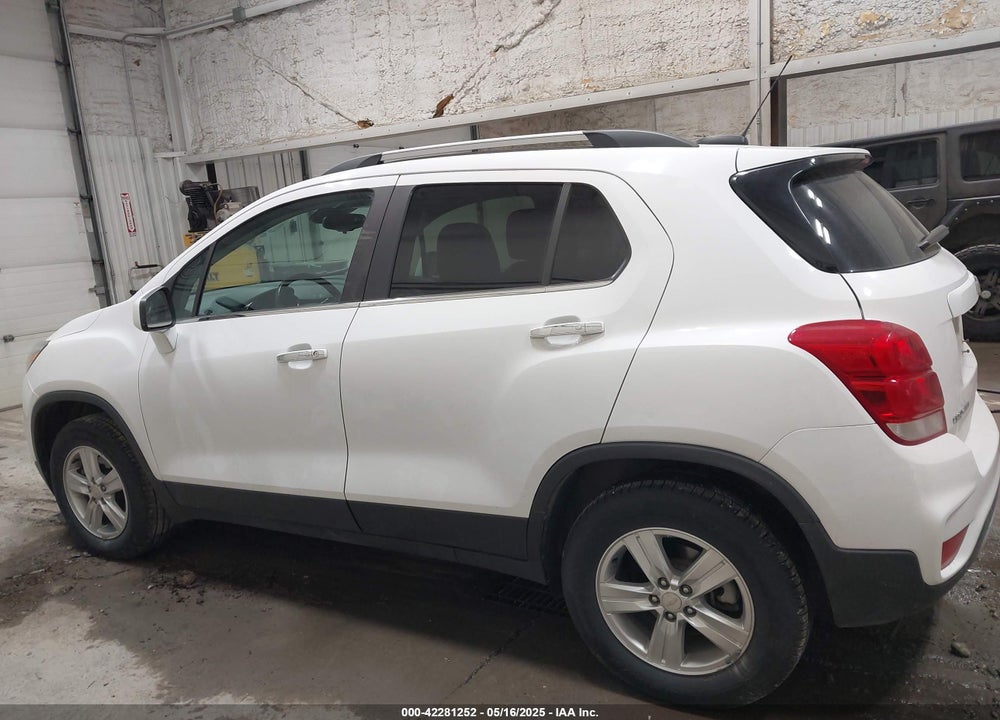 2018 CHEVROLET TRAX VIN: 3GNCJPSB1JL218624