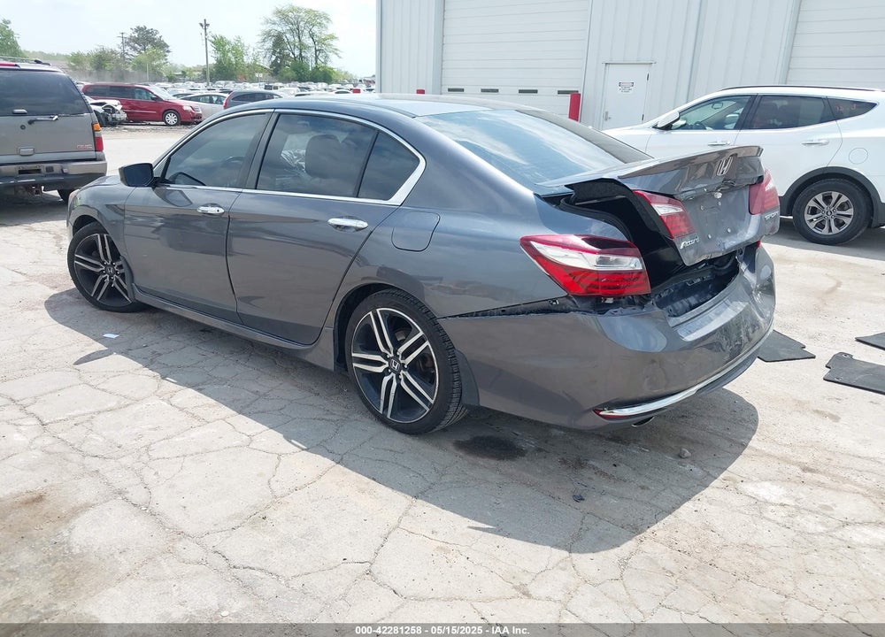 2017 HONDA ACCORD VIN: 1HGCR2F57HA180215
