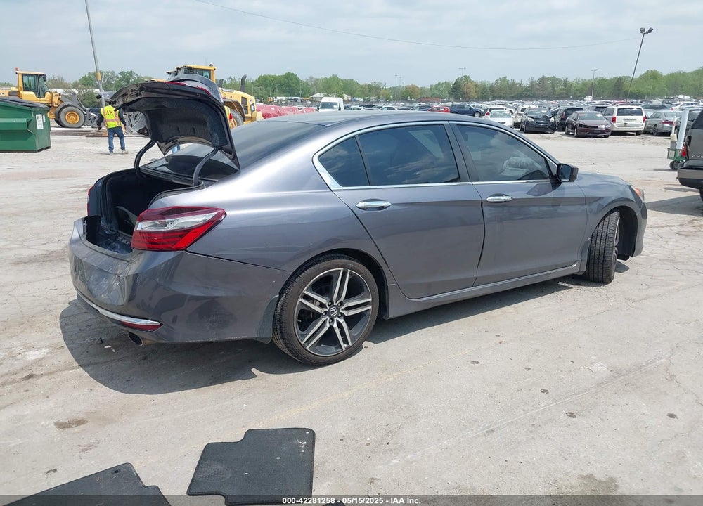 2017 HONDA ACCORD VIN: 1HGCR2F57HA180215