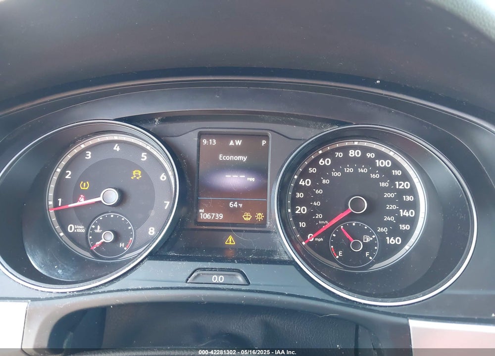 2019 VOLKSWAGEN ATLAS VIN: 1V2UR2CA2KC557449