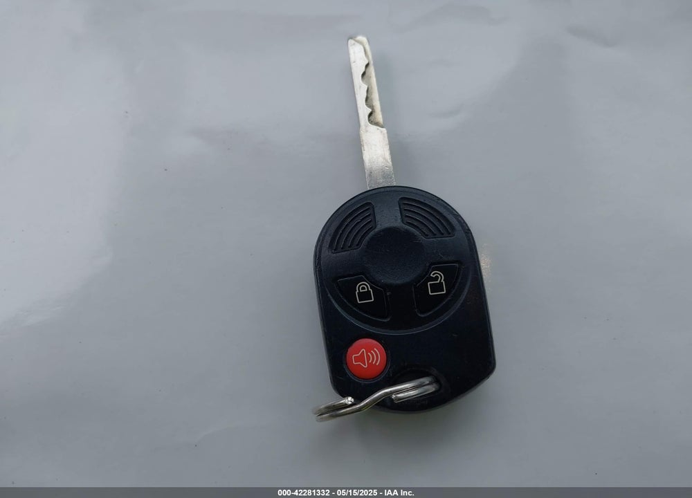 2016 FORD ESCAPE VIN: 1FMCU0G7XGUB02845