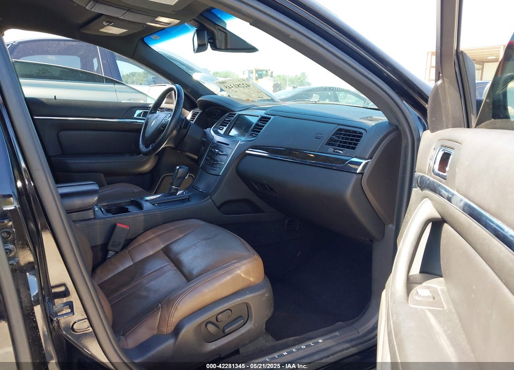 2016 LINCOLN MKS VIN: 1LNHL9FT3GG602887