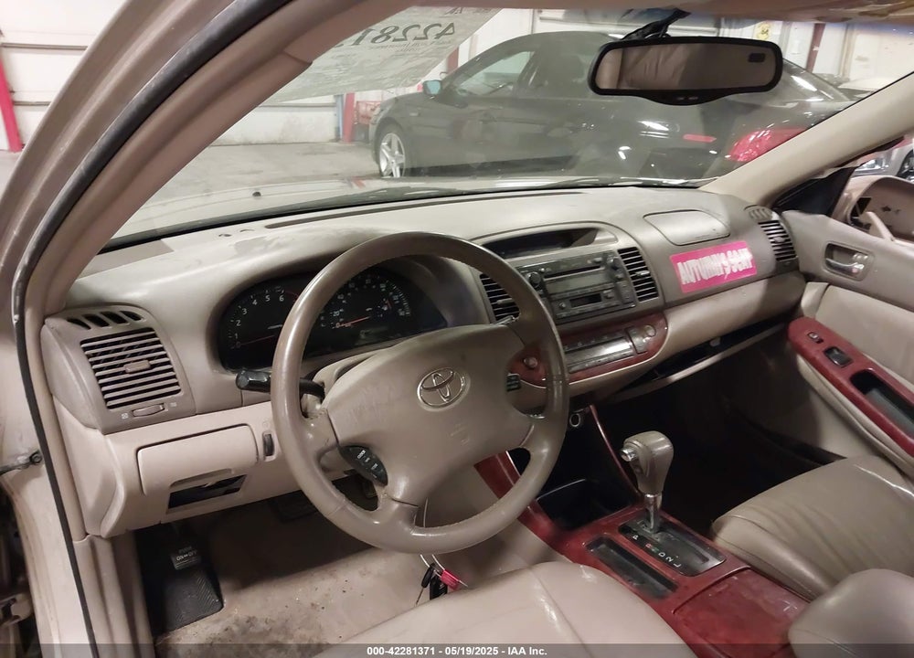 2004 TOYOTA CAMRY XLE VIN: 4T1BE30K14U889902