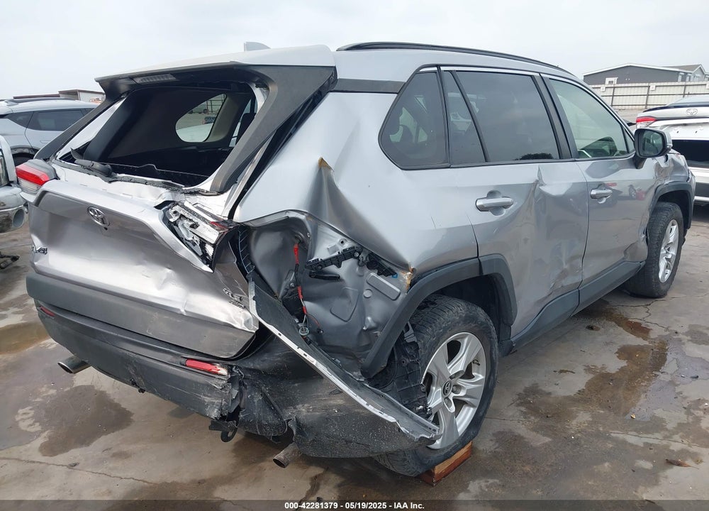 2019 TOYOTA RAV4 VIN: JTMP1RFV9KD506103
