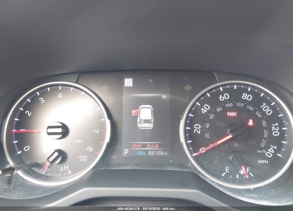 2019 TOYOTA RAV4 VIN: JTMP1RFV9KD506103