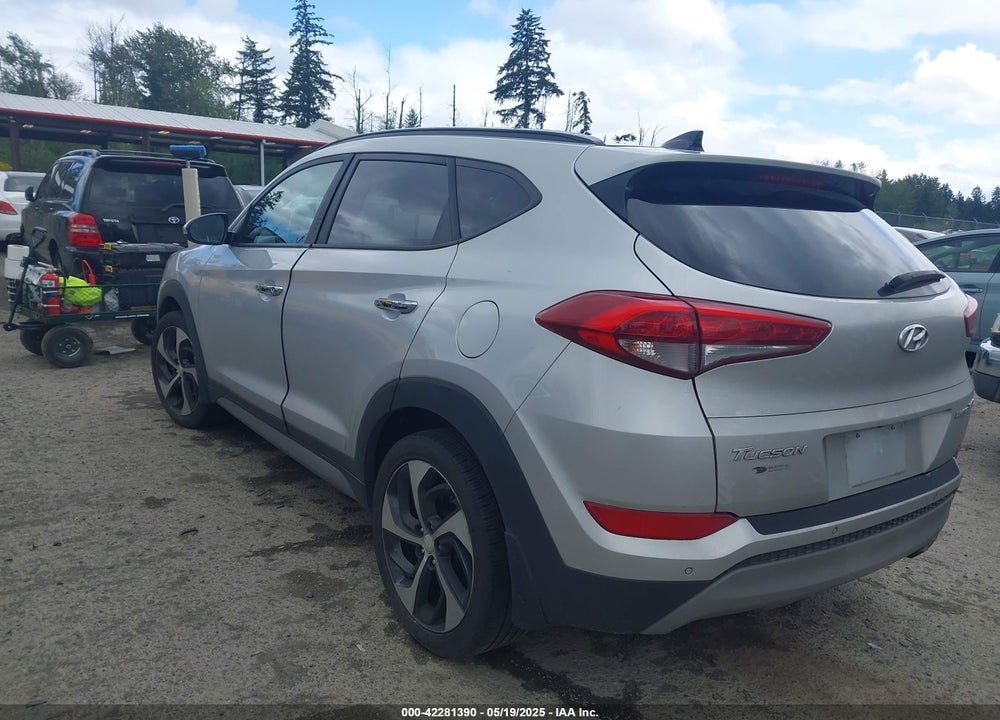 2017 HYUNDAI TUCSON LIMITED VIN: KM8J33A29HU351910