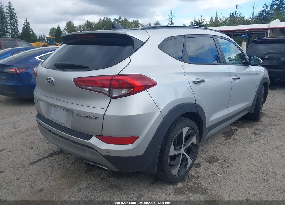 2017 HYUNDAI TUCSON LIMITED VIN: KM8J33A29HU351910