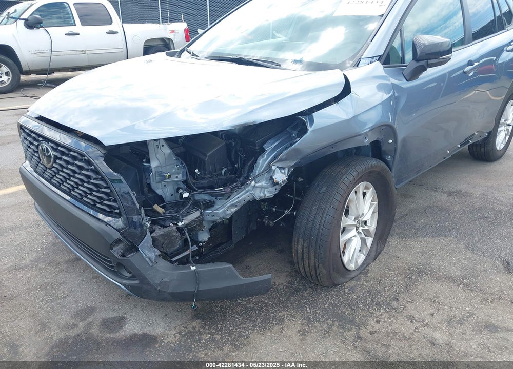 2025 TOYOTA COROLLA CROSS VIN: 7MUCAAAG4SV121163