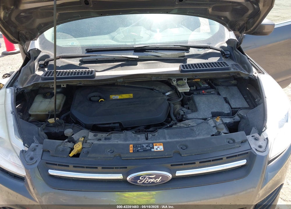2016 FORD ESCAPE VIN: 1FMCU0GX2GUB33877