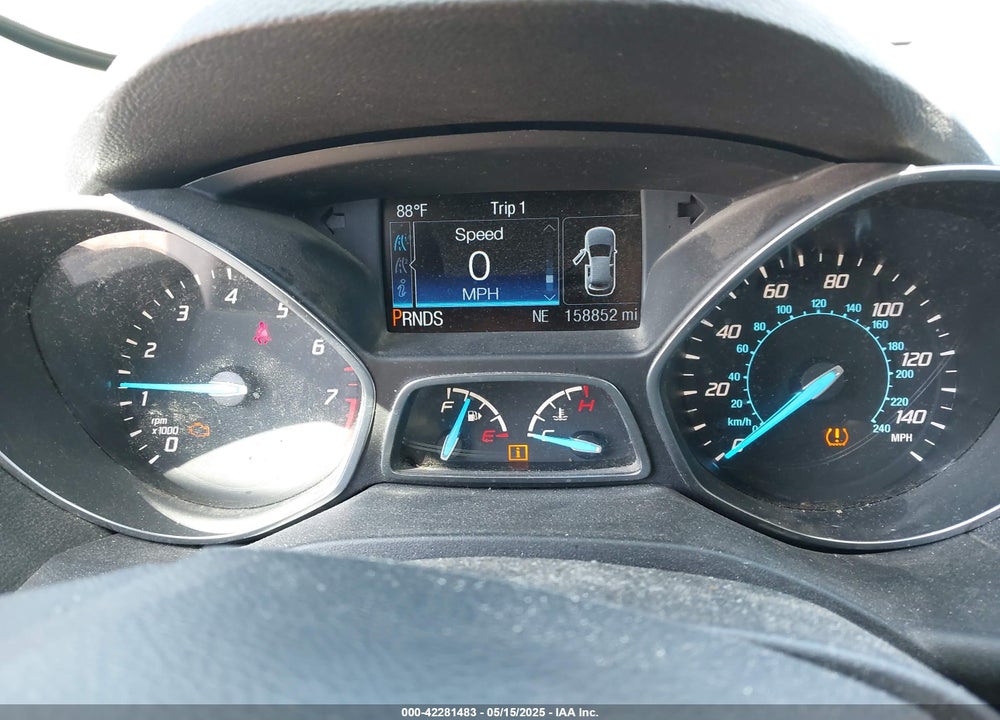 2016 FORD ESCAPE VIN: 1FMCU0GX2GUB33877