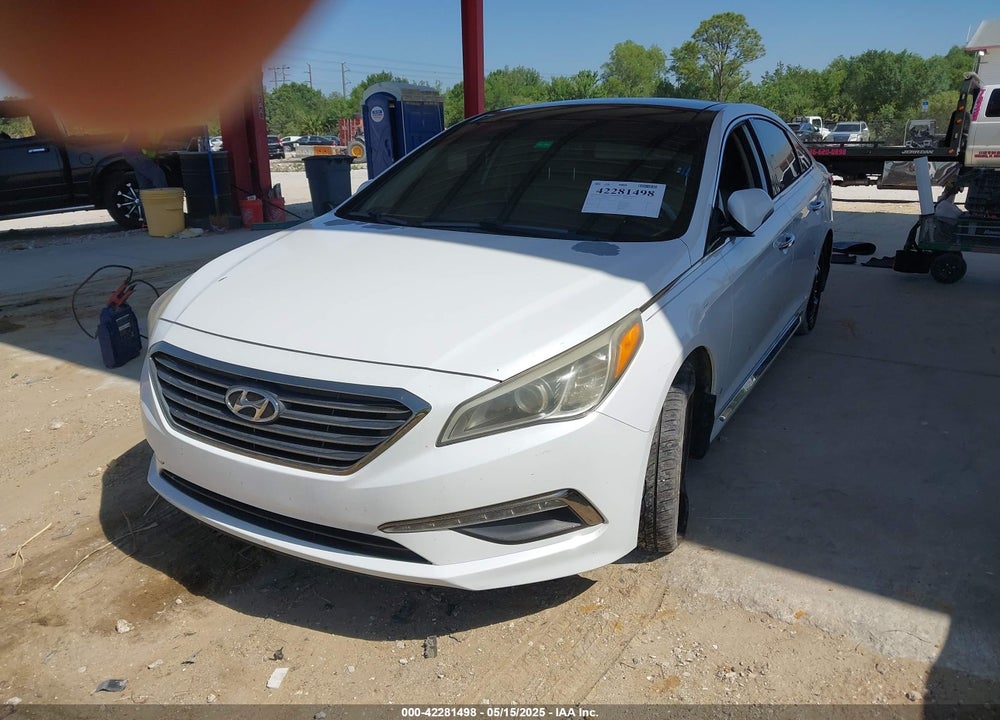 2015 HYUNDAI SONATA VIN: 5NPE34AF2FH210022