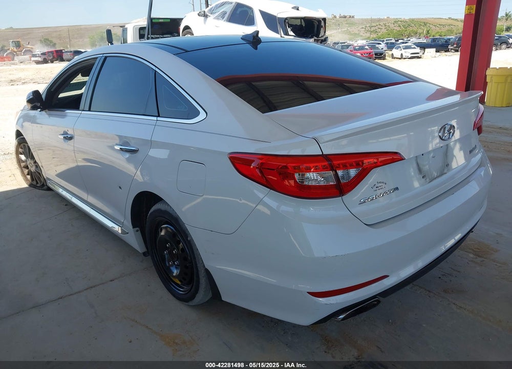 2015 HYUNDAI SONATA VIN: 5NPE34AF2FH210022