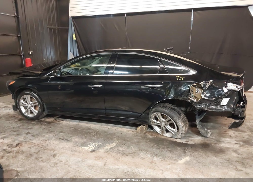 2019 HYUNDAI SONATA VIN: 5NPE34AF0KH739771