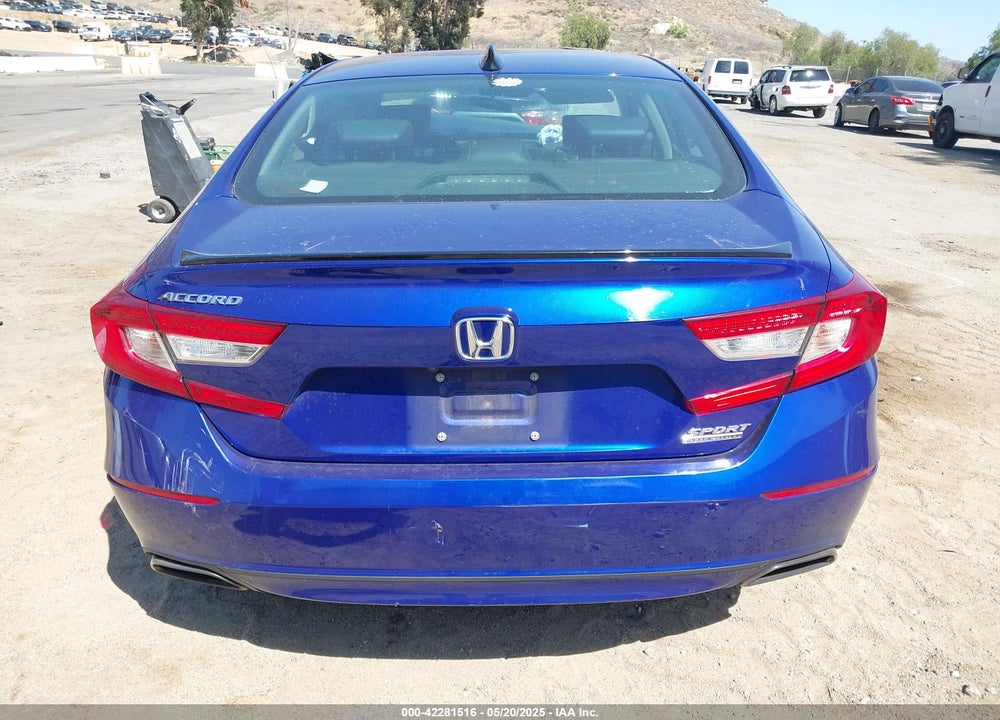 2022 HONDA ACCORD VIN: 1HGCV1F42NA016685