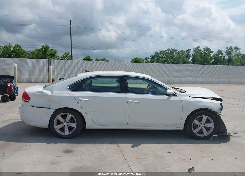 2014 VOLKSWAGEN PASSAT 1.8T WOLFSBURG EDITION VIN: 1VWAT7A33EC038693