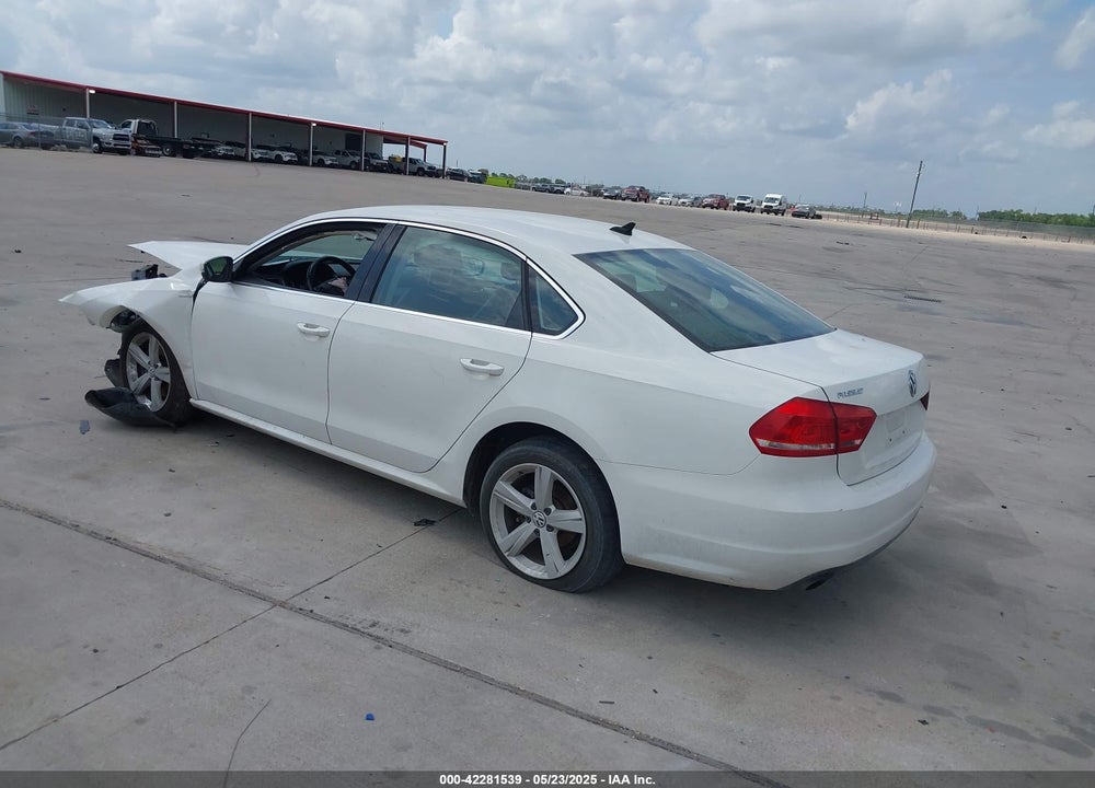 2014 VOLKSWAGEN PASSAT 1.8T WOLFSBURG EDITION VIN: 1VWAT7A33EC038693
