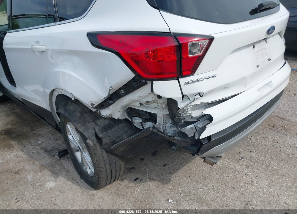 2019 FORD ESCAPE SEL VIN: 1FMCU9HD8KUB25249