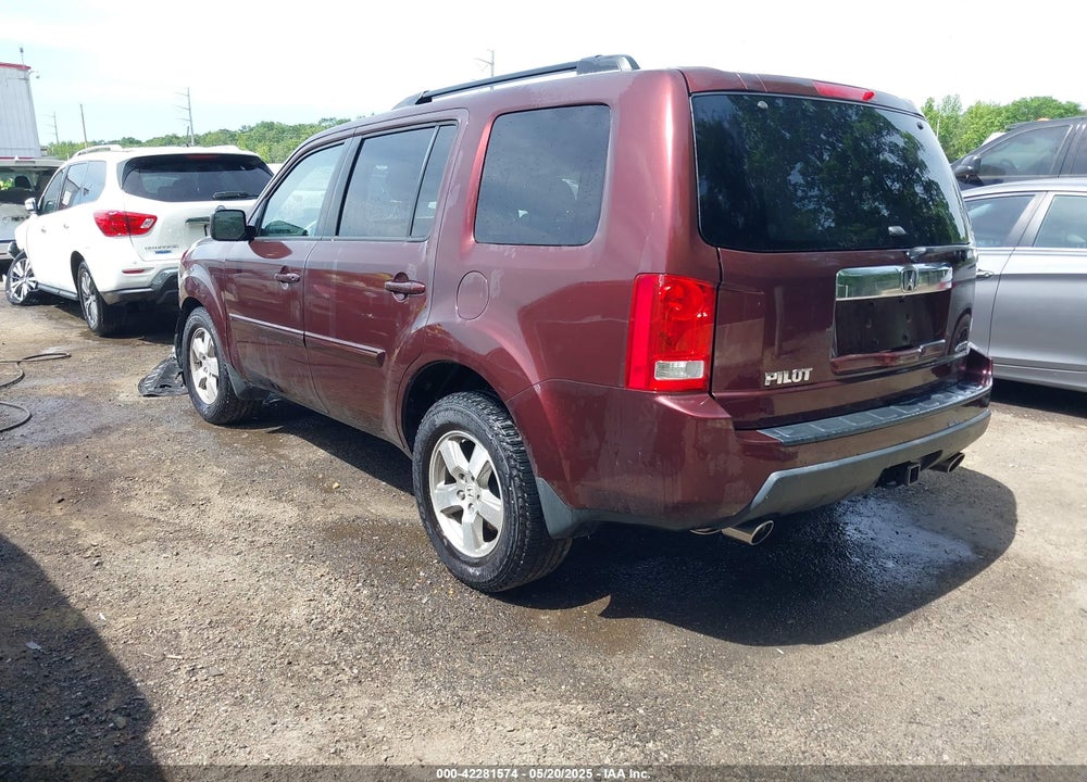 2010 HONDA PILOT EX-L VIN: 5FNYF4H57AB036411