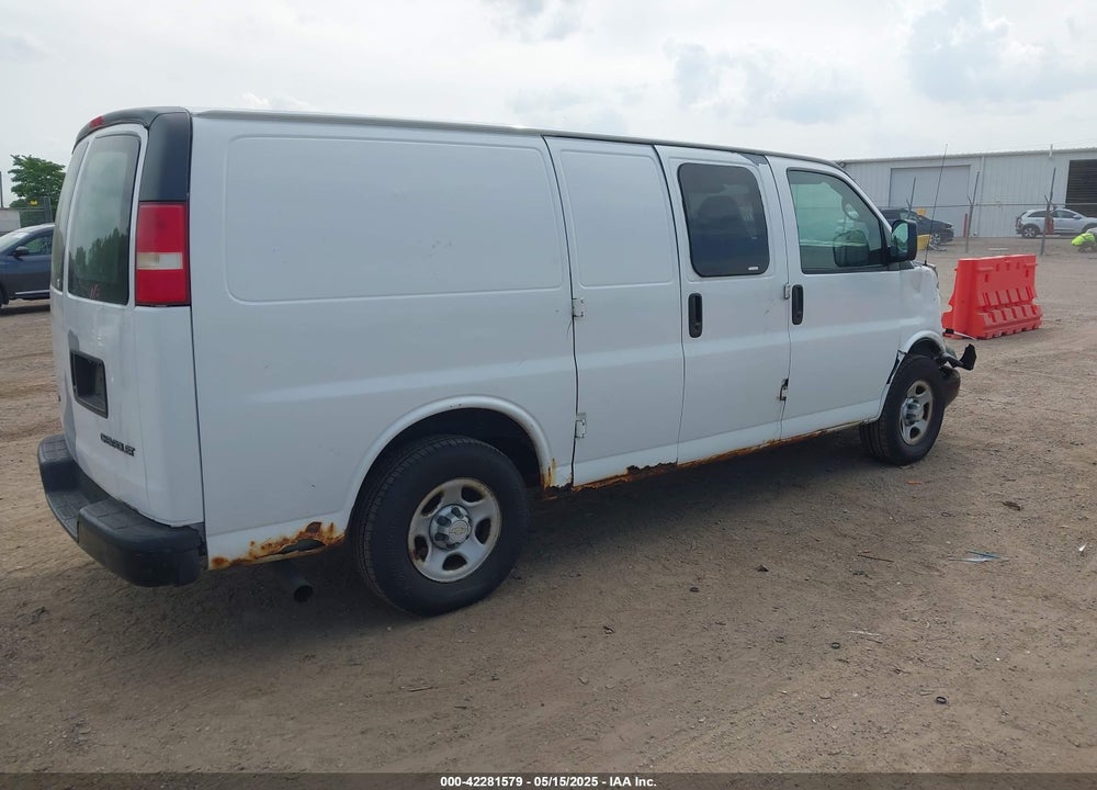 2006 CHEVROLET EXPRESS WORK VAN VIN: 1GCFG15X261268858