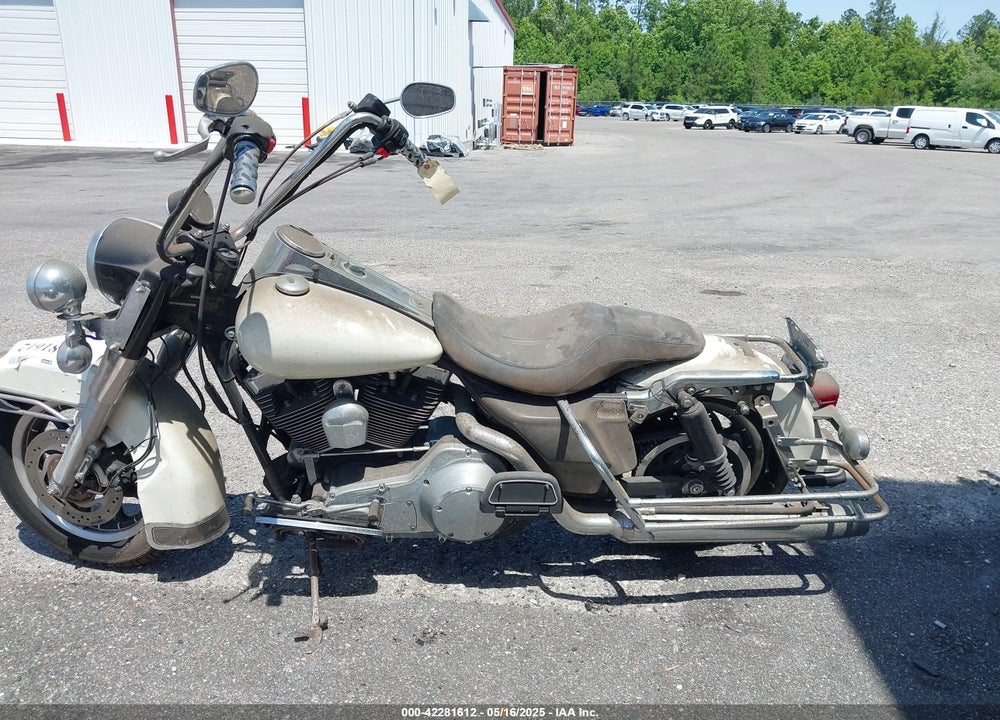 2005 HARLEY-DAVIDSON FLHPI VIN: 1HD1FHW175Y706259