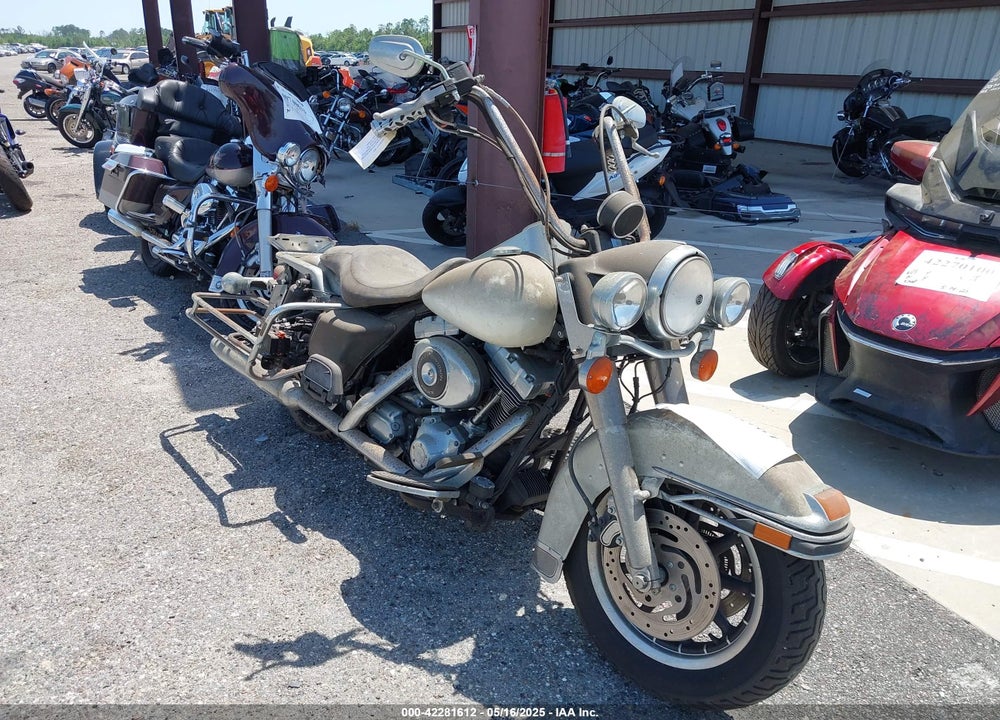 2005 HARLEY-DAVIDSON FLHPI VIN: 1HD1FHW175Y706259