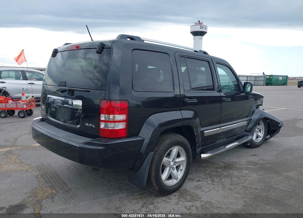 2008 JEEP LIBERTY VIN: 1J8GN58KX8W194623