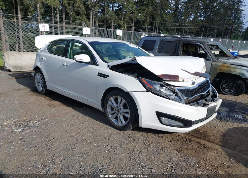 2011 KIA OPTIMA EX VIN: KNAGN4A73B5119084