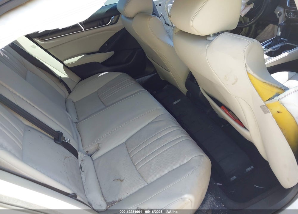 2018 HONDA ACCORD EX-L VIN: 1HGCV1F51JA083202