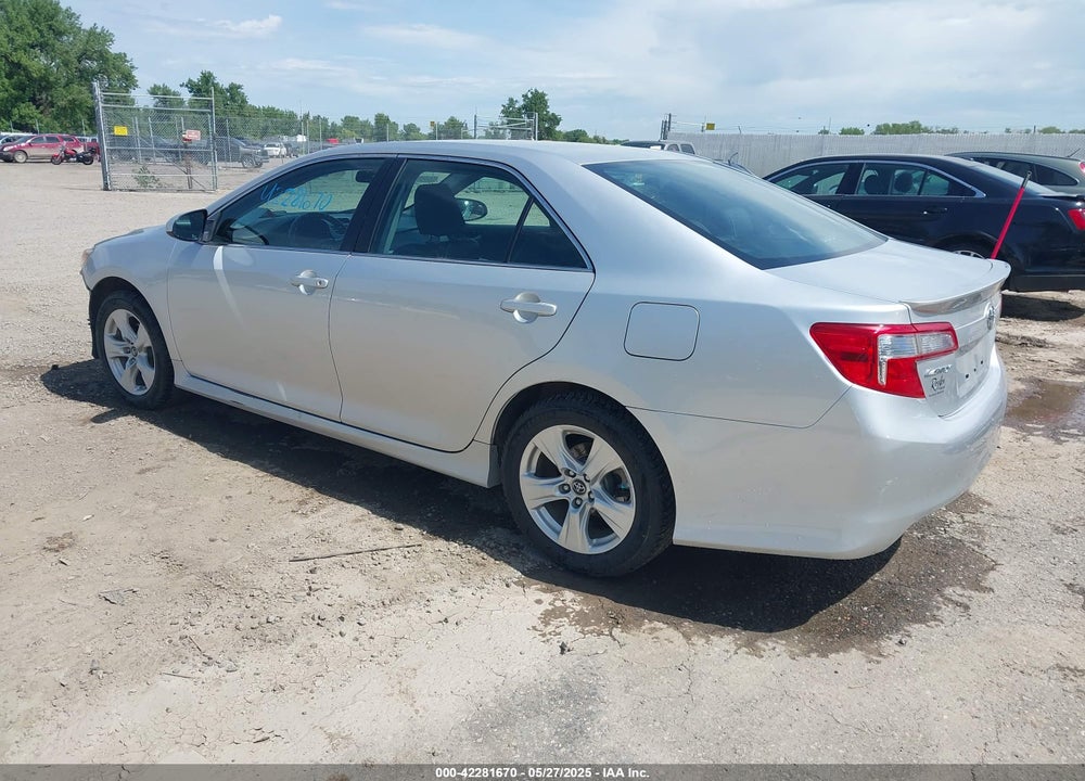 2014 TOYOTA CAMRY VIN: 4T1BF1FK2EU810750