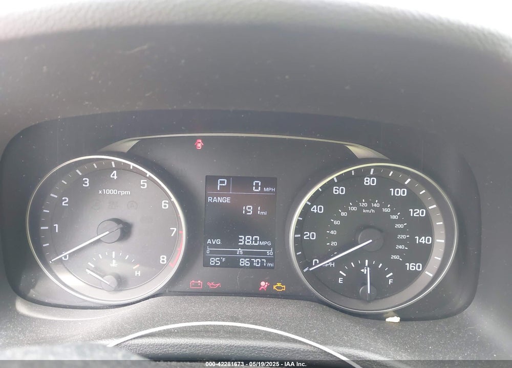 2017 HYUNDAI ELANTRA VIN: KMHD74LF8HU062007