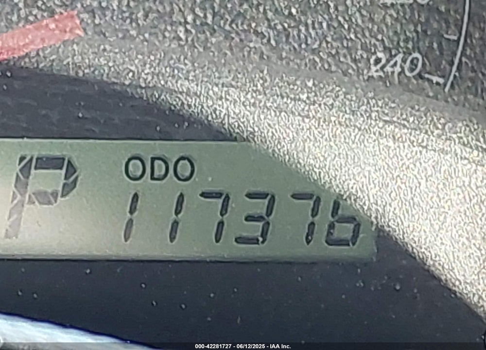 2011 TOYOTA COROLLA LE VIN: 2T1BU4EE8BC656710