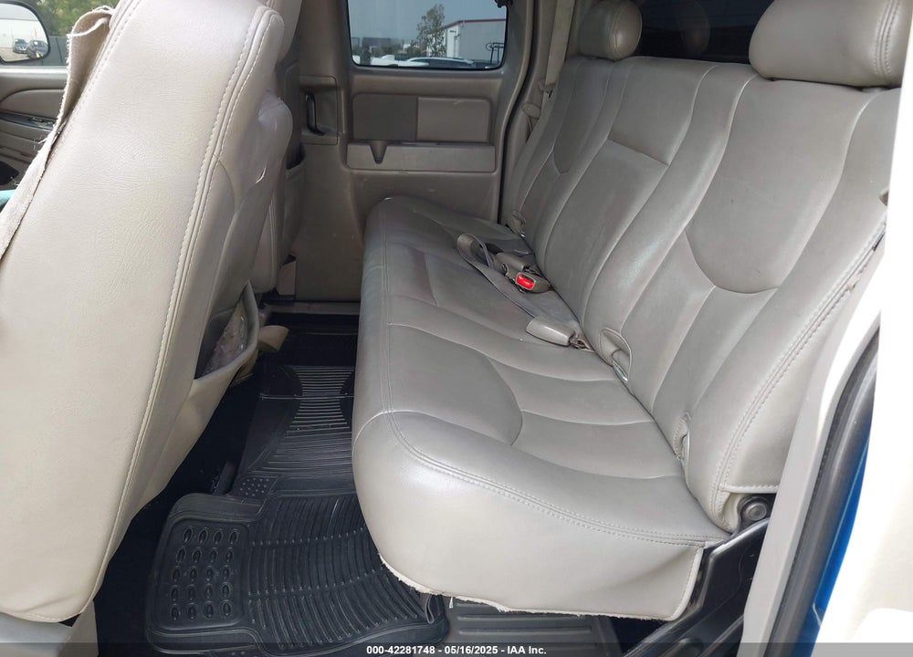 2005 CHEVROLET SILVERADO 1500 LS VIN: 2GCEC19V051235365