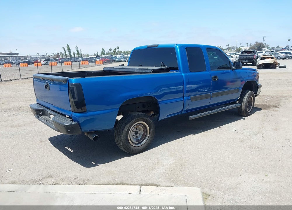 2005 CHEVROLET SILVERADO 1500 LS VIN: 2GCEC19V051235365