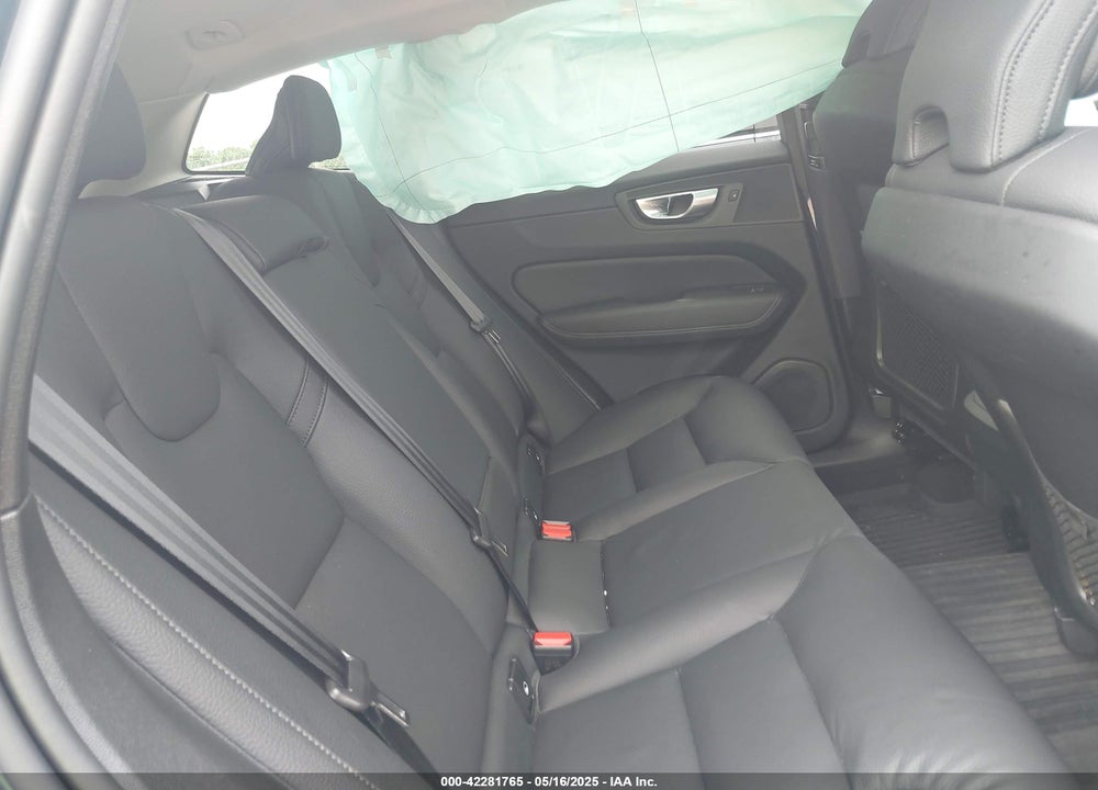2024 VOLVO XC60 VIN: YV4L12RL2R1777819