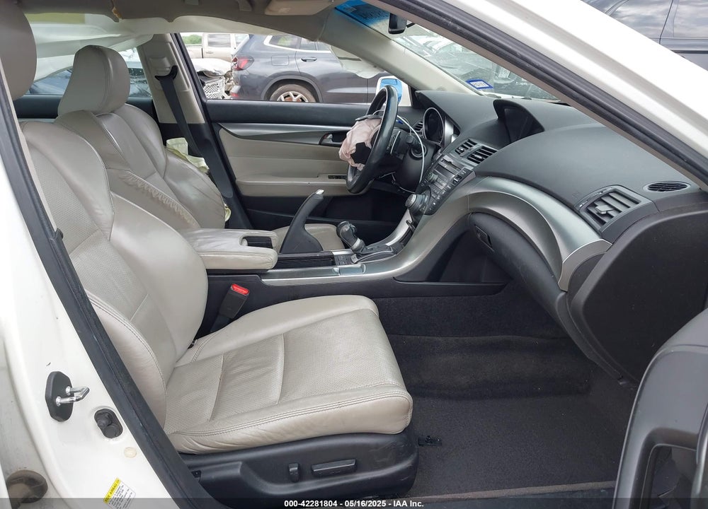 2011 ACURA TL VIN: 19UUA9F51BA001596