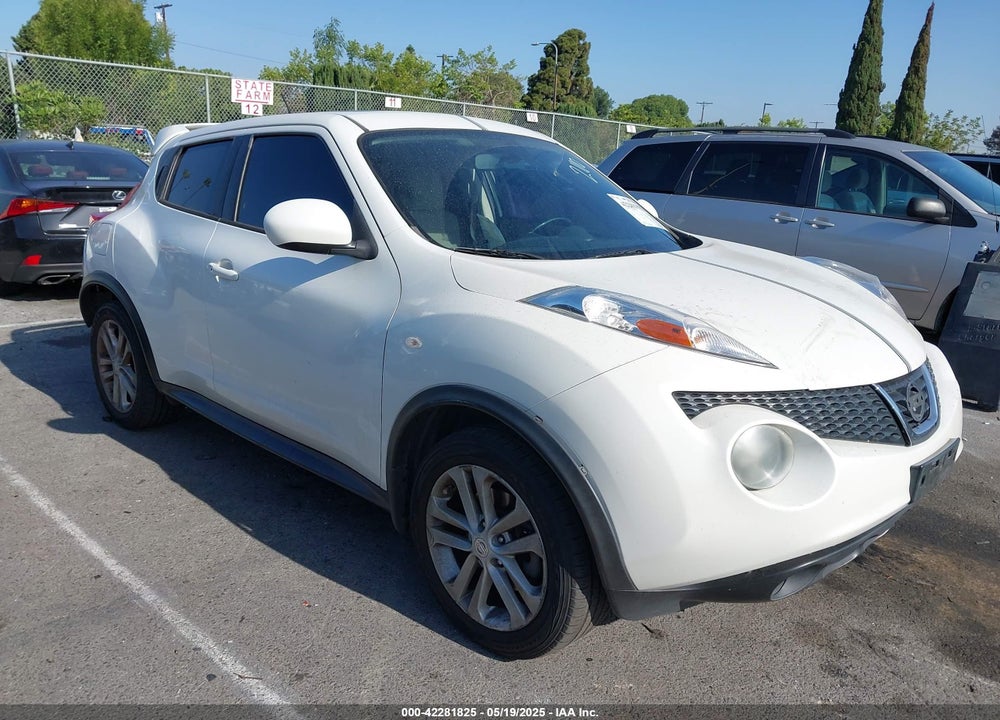 2014 NISSAN JUKE SV VIN: JN8AF5MR2ET362110