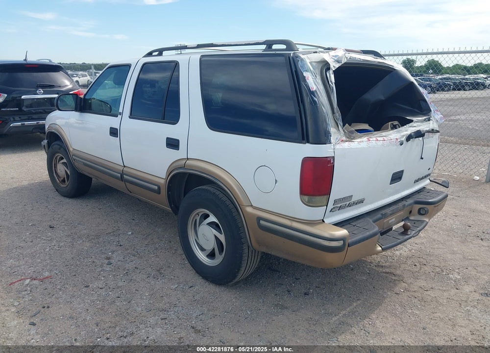 1999 CHEVROLET BLAZER LT VIN: 1GNDT13W4X2208791