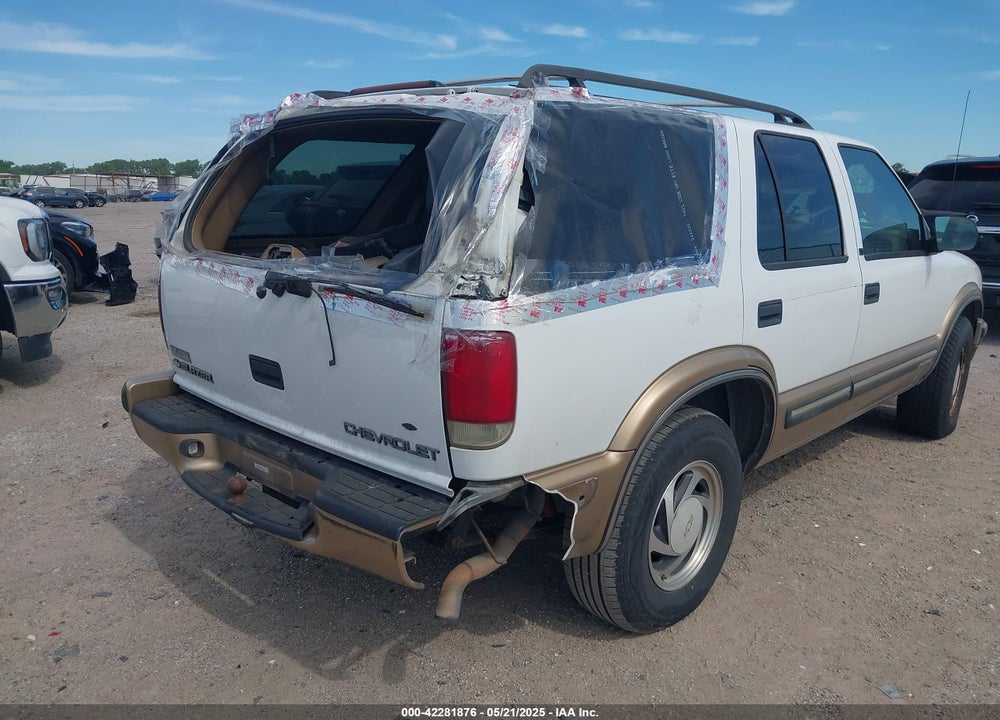 1999 CHEVROLET BLAZER LT VIN: 1GNDT13W4X2208791