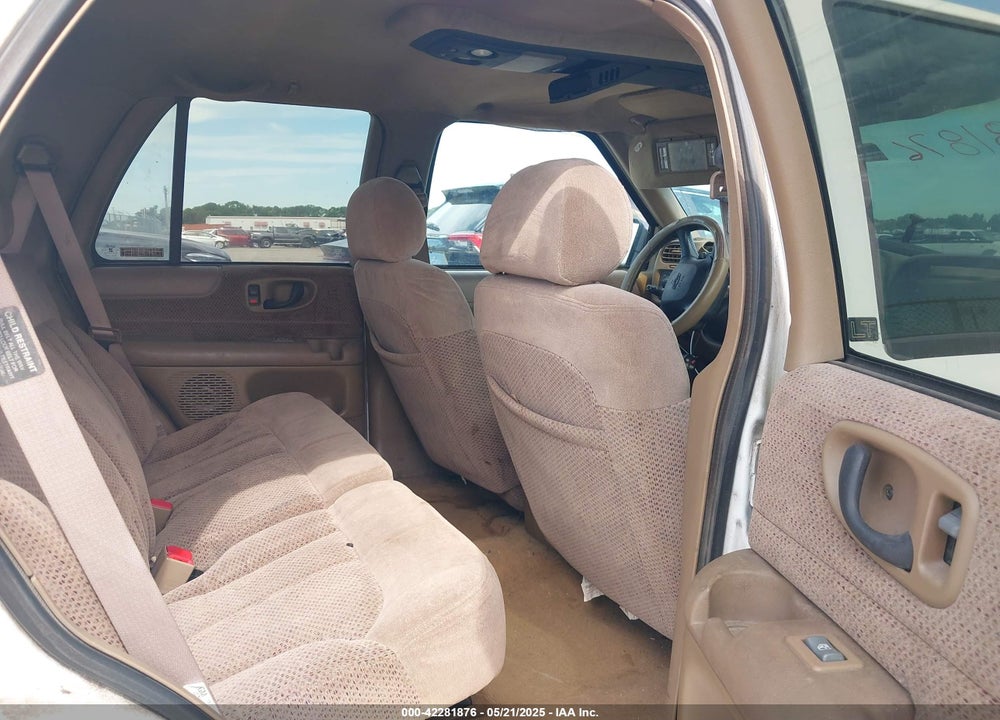 1999 CHEVROLET BLAZER LT VIN: 1GNDT13W4X2208791