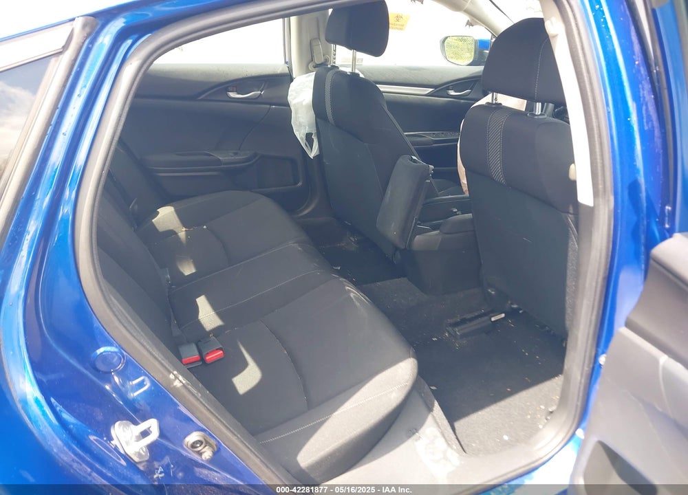 2018 HONDA CIVIC VIN: 19XFC2F53JE040145