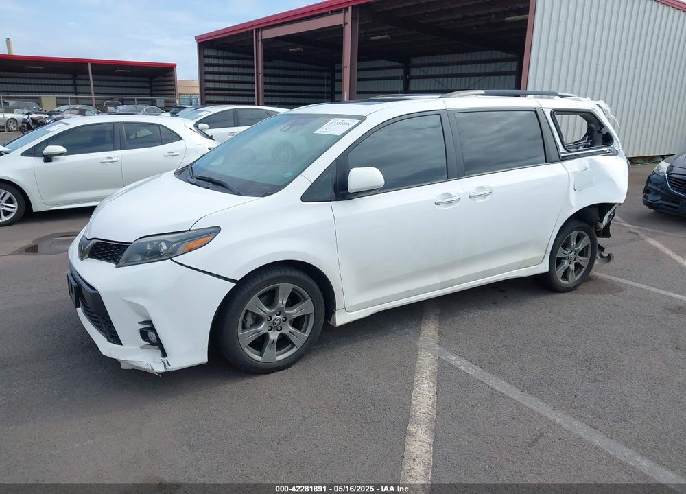 2019 TOYOTA SIENNA SE PREMIUM 8 PASSENGER VIN: 5TDXZ3DC0KS990321