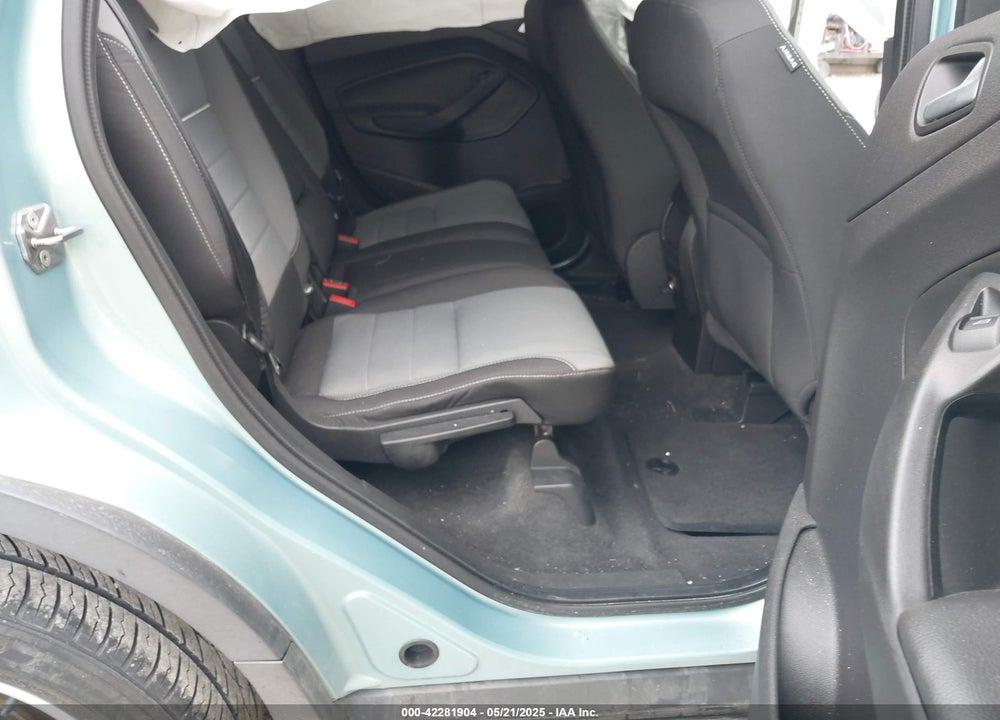2013 FORD ESCAPE VIN: 1FMCU0GX0DUC30622