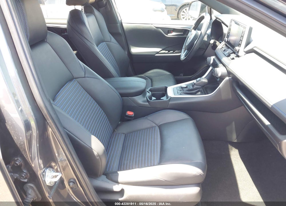 2021 TOYOTA RAV4 HYBRID XSE VIN: 2T3E6RFV2MW019937