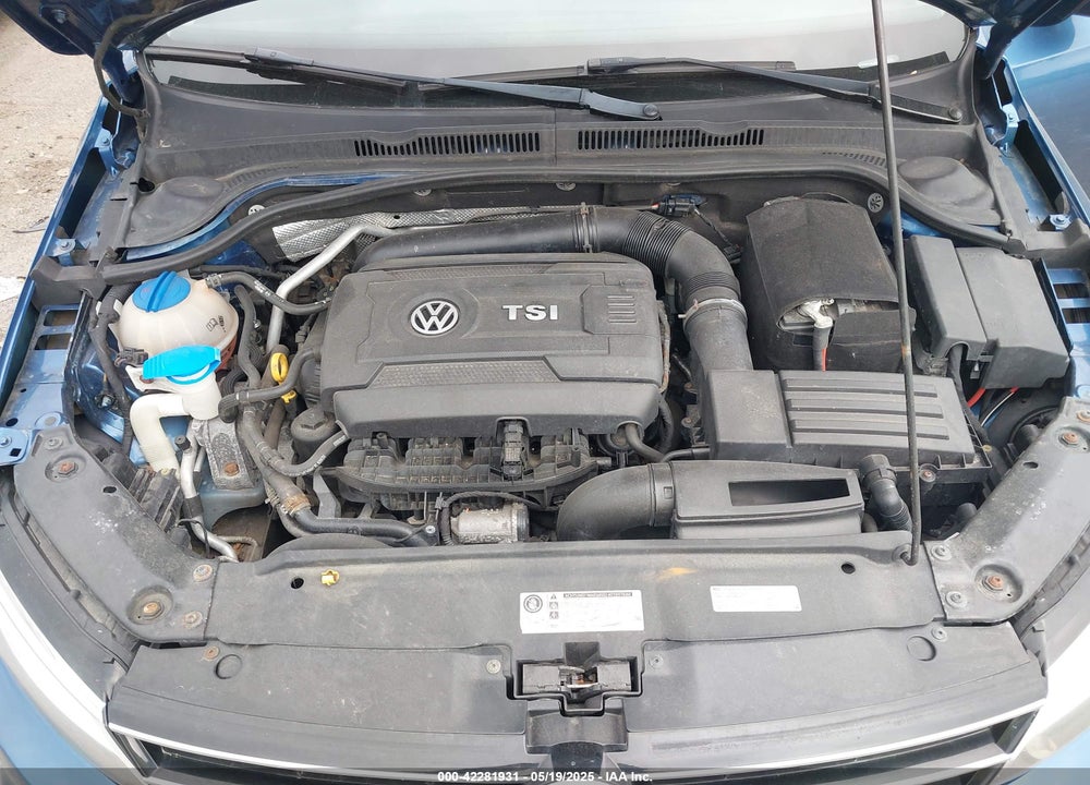 2015 VOLKSWAGEN JETTA 1.8T SE VIN: 3VWD17AJ8FM287279