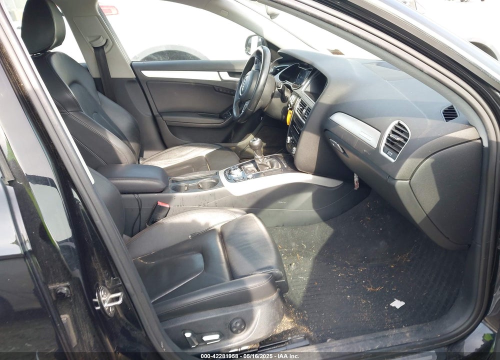 2013 AUDI A4 VIN: WAUHFAFLXDN032260