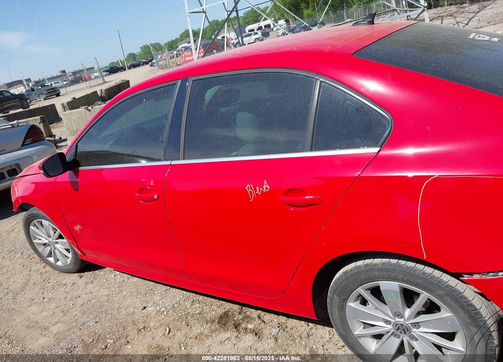 2015 VOLKSWAGEN JETTA VIN: 3VWD07AJ2FM357720
