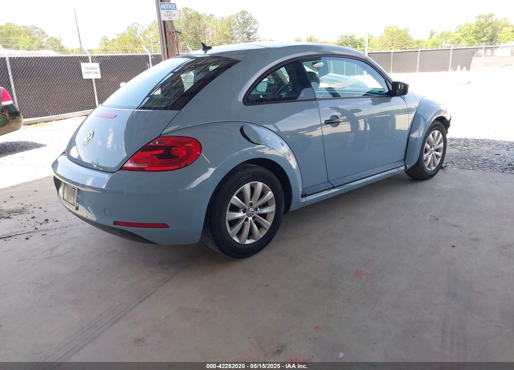 2015 VOLKSWAGEN BEETLE VIN: 3VWF17AT8FM610580