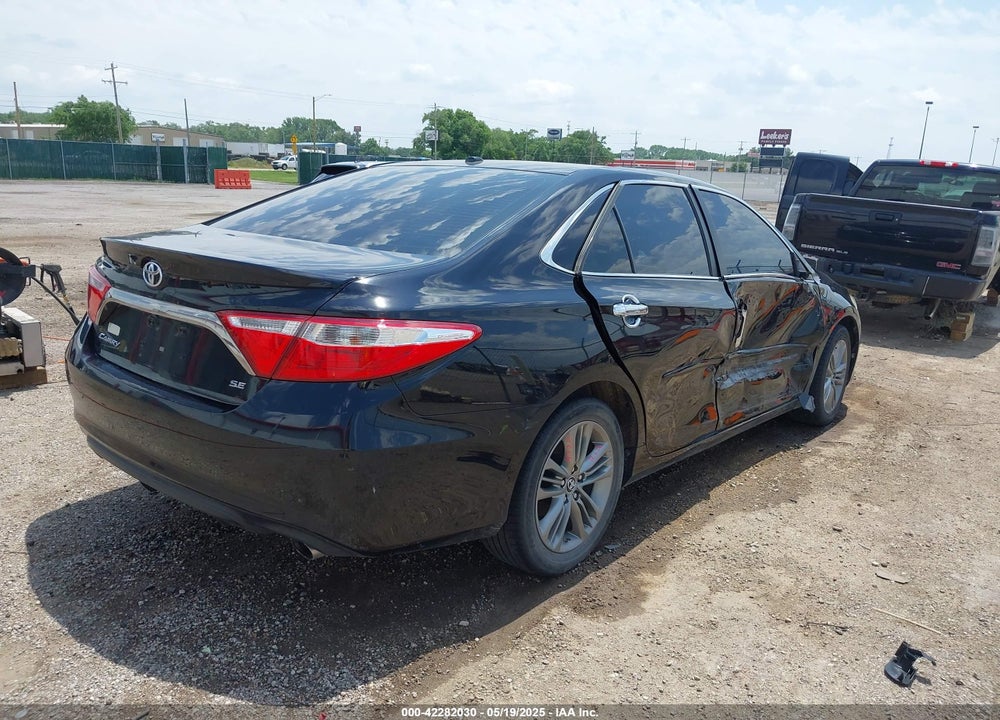 2015 TOYOTA CAMRY SE VIN: 4T1BF1FK5FU998018